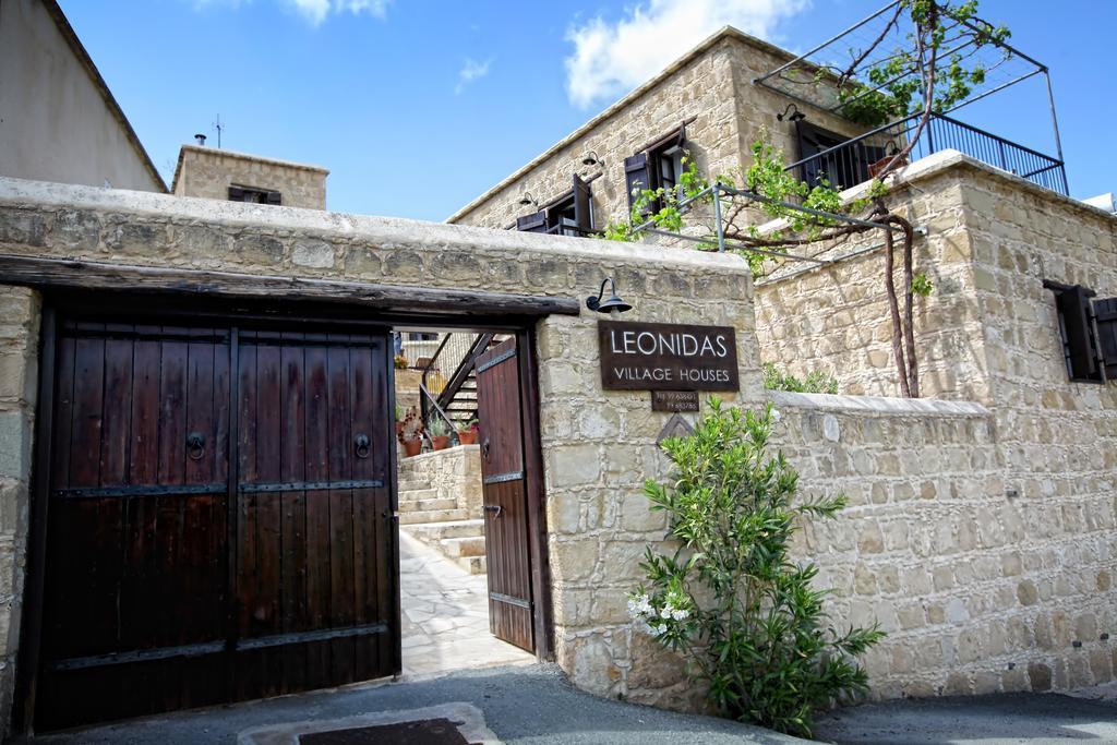 Goudhi Leonidas Village Houses מראה חיצוני תמונה